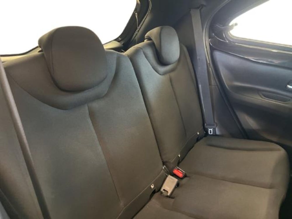Toyota Aygo X usata a Vercelli (8)