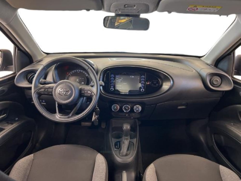 Toyota Aygo X usata a Vercelli (9)