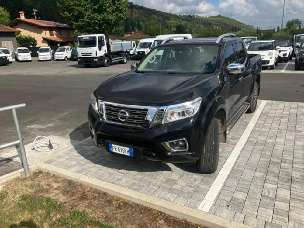 Nissan Navara usata a Lucca
