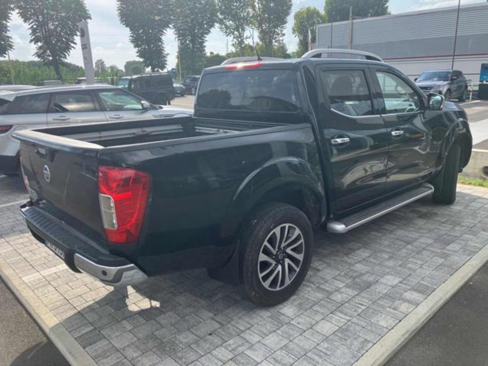 Nissan Navara usata a Lucca (3)