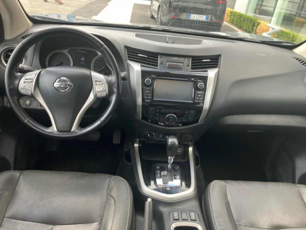 Nissan Navara usata a Lucca (7)