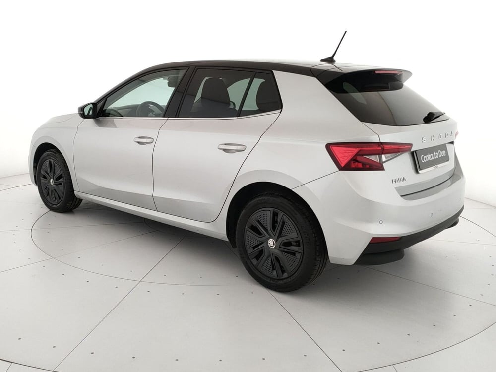 Skoda Fabia usata a Caserta (7)