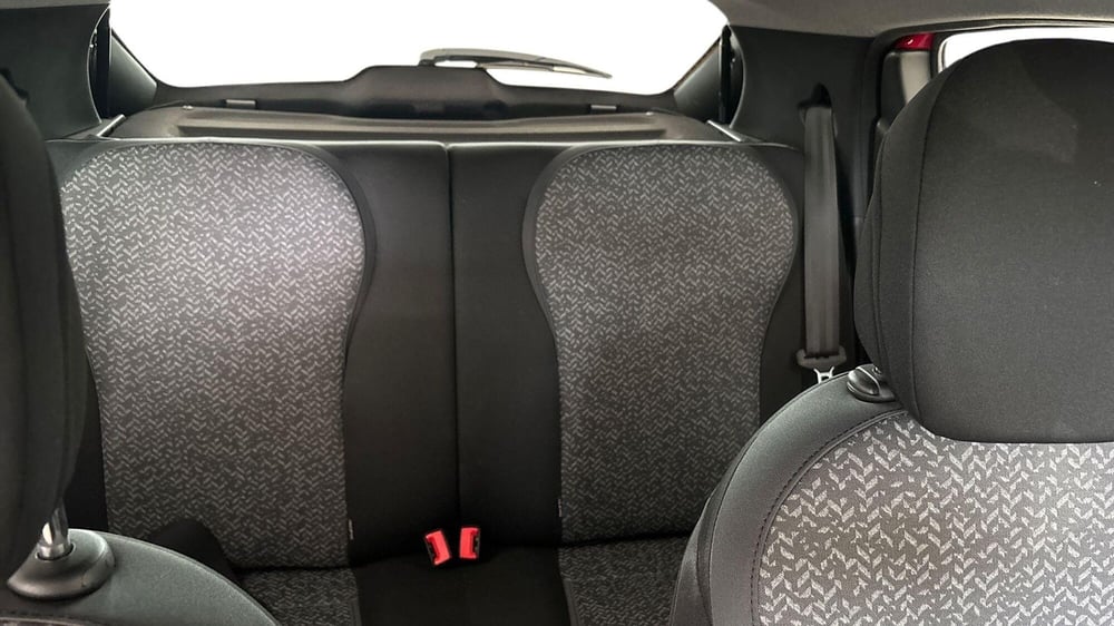 Lancia Ypsilon usata  (13)