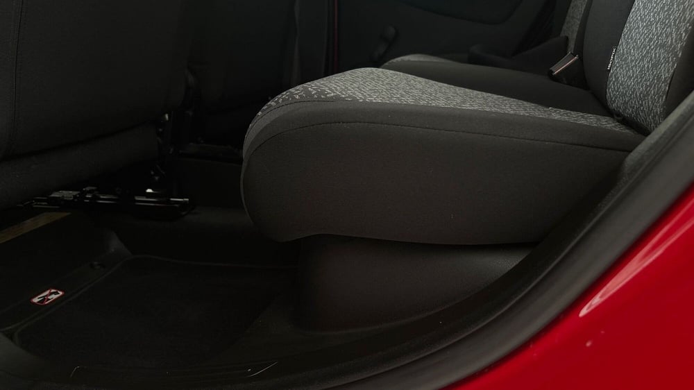 Lancia Ypsilon usata  (14)