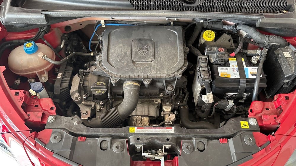 Lancia Ypsilon usata  (15)