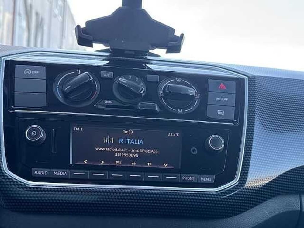 Volkswagen up! usata a Napoli (12)