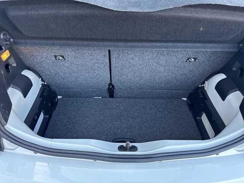 Volkswagen up! usata a Napoli (17)