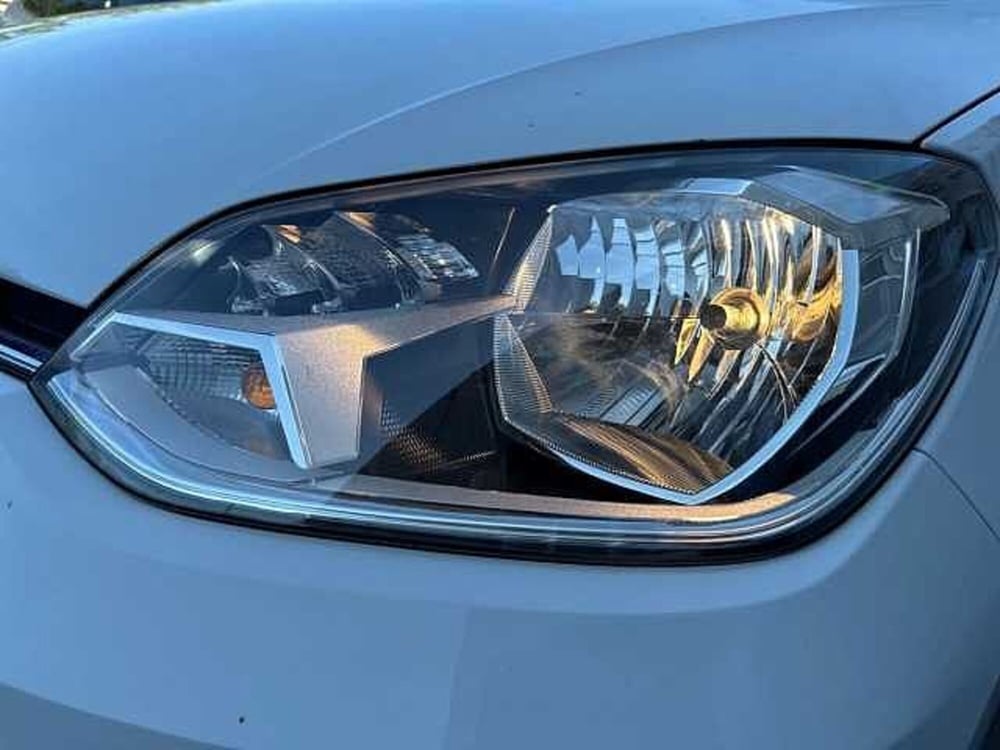 Volkswagen up! usata a Napoli (19)
