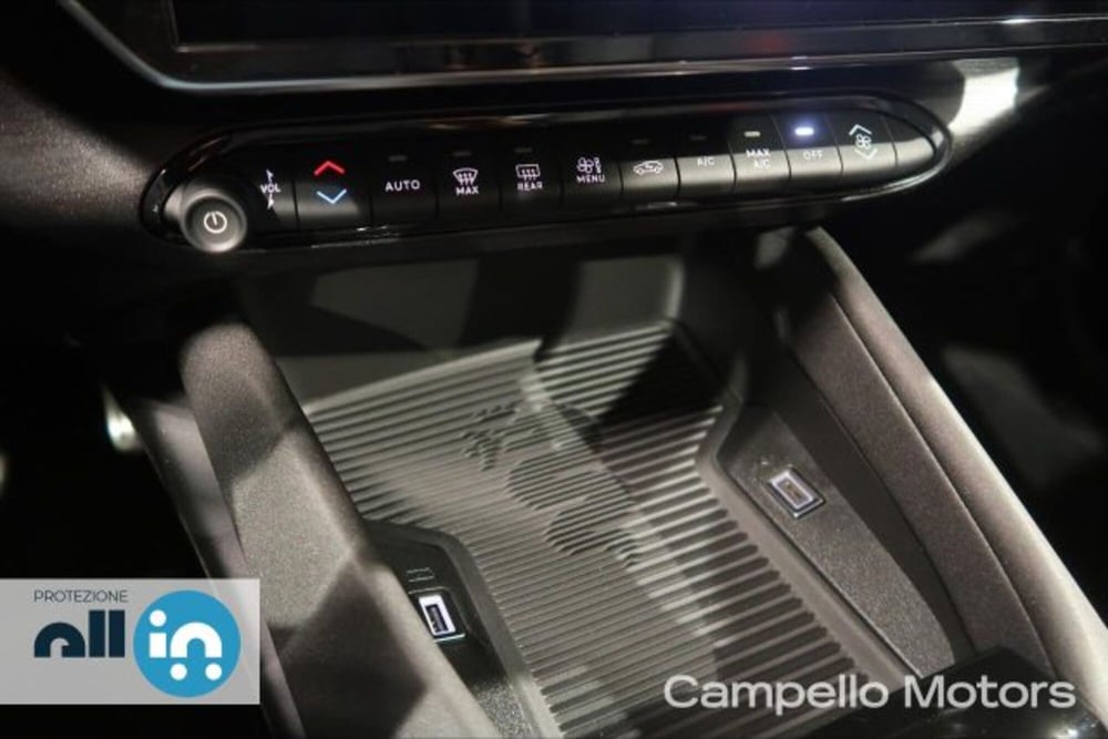 Alfa Romeo Junior nuova a Venezia (12)