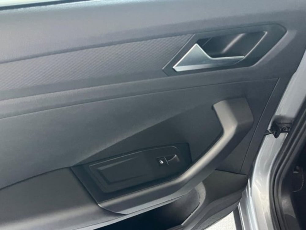 Volkswagen T-Roc usata a Trapani (11)