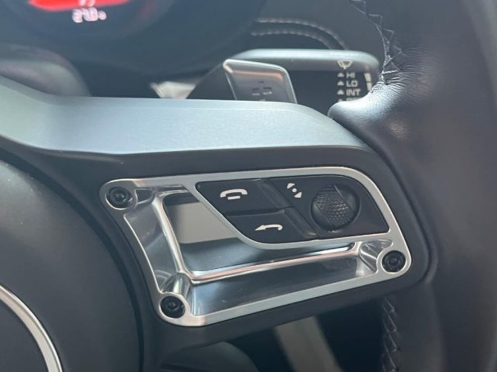 Porsche 718 Cayman  usata a Trapani (16)