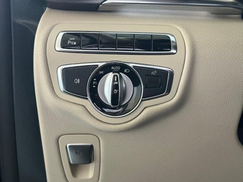Mercedes-Benz Classe V usata a Trapani (10)