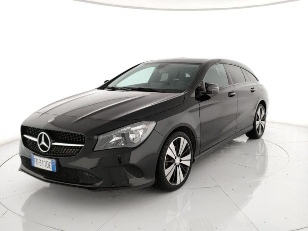 Mercedes-Benz CLA Shooting Brake usata a Roma