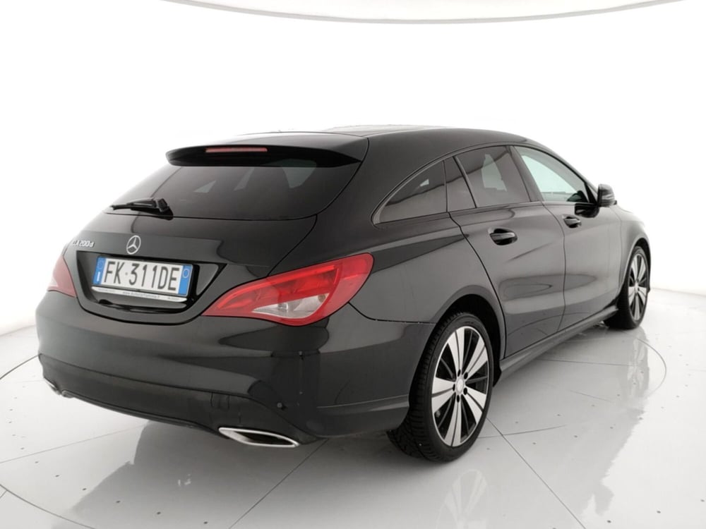 Mercedes-Benz CLA Shooting Brake usata a Roma (2)