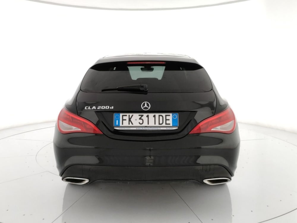 Mercedes-Benz CLA Shooting Brake usata a Roma (4)