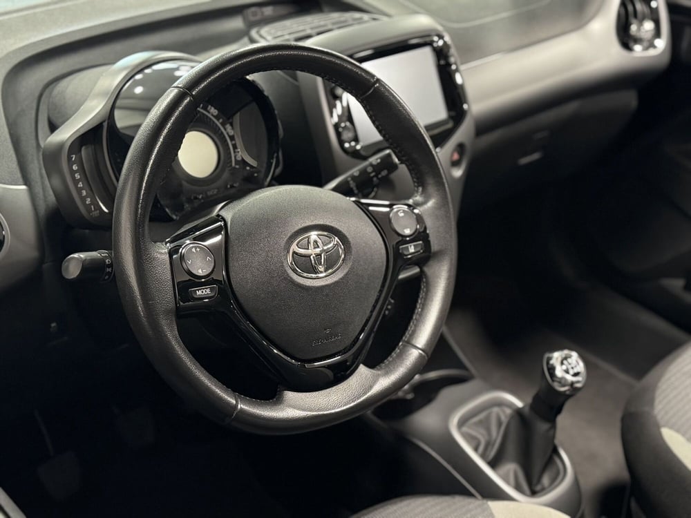 Toyota Aygo usata a Brescia (10)