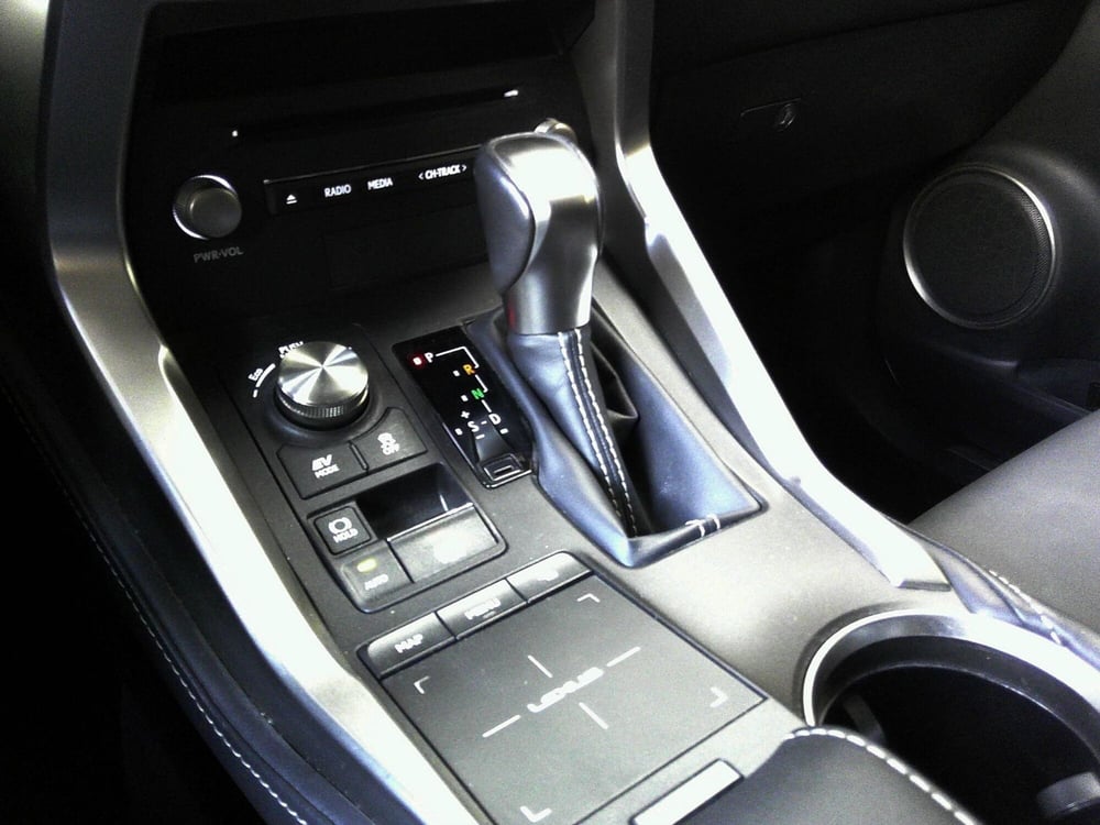 Lexus NX usata a Treviso (17)