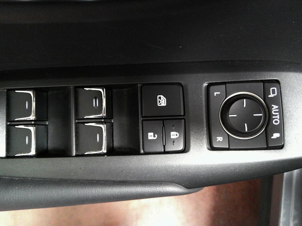 Lexus NX usata a Treviso (18)