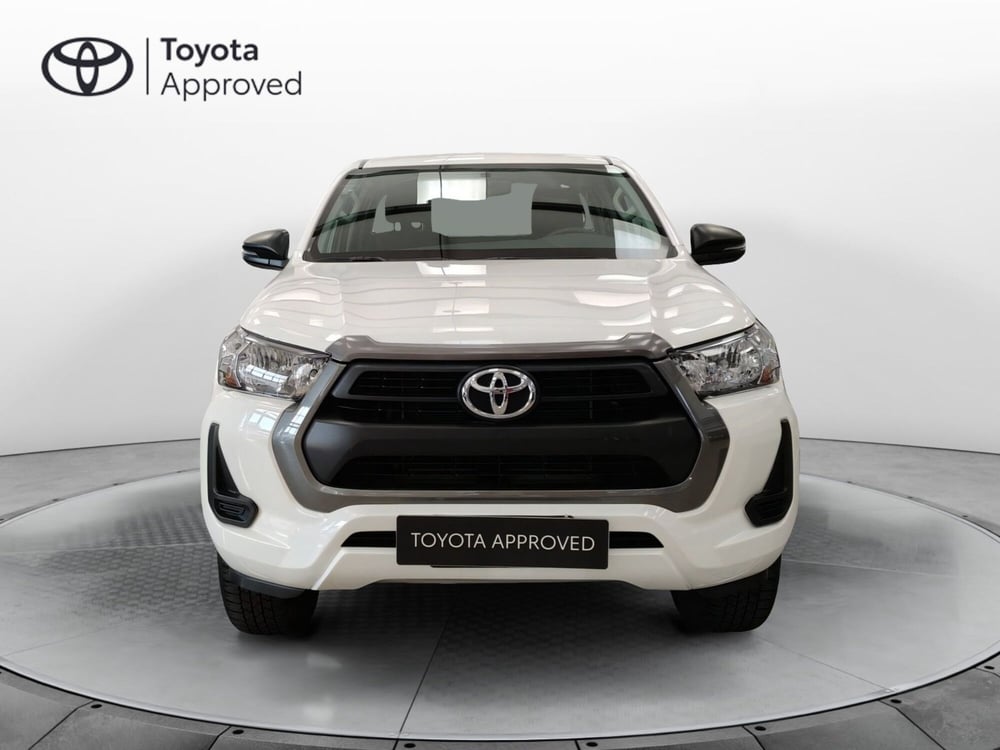 Toyota Hilux usata a Roma (5)