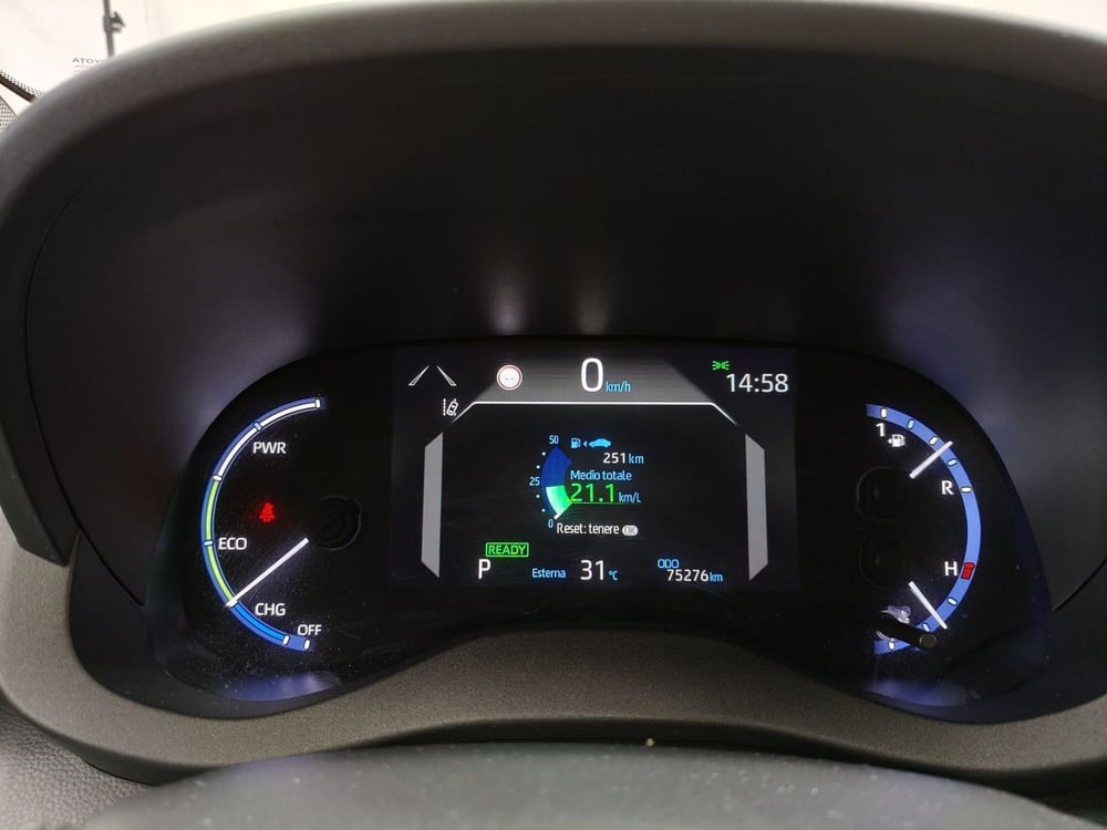 Toyota Yaris Cross usata a Roma (16)