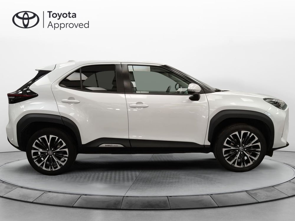 Toyota Yaris Cross usata a Roma (17)