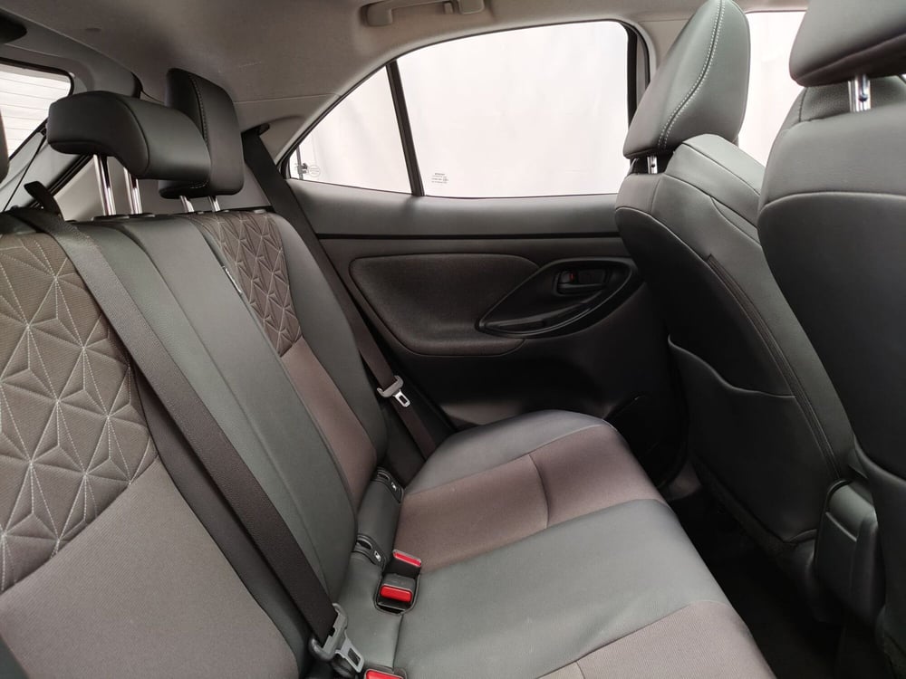Toyota Yaris Cross usata a Roma (8)