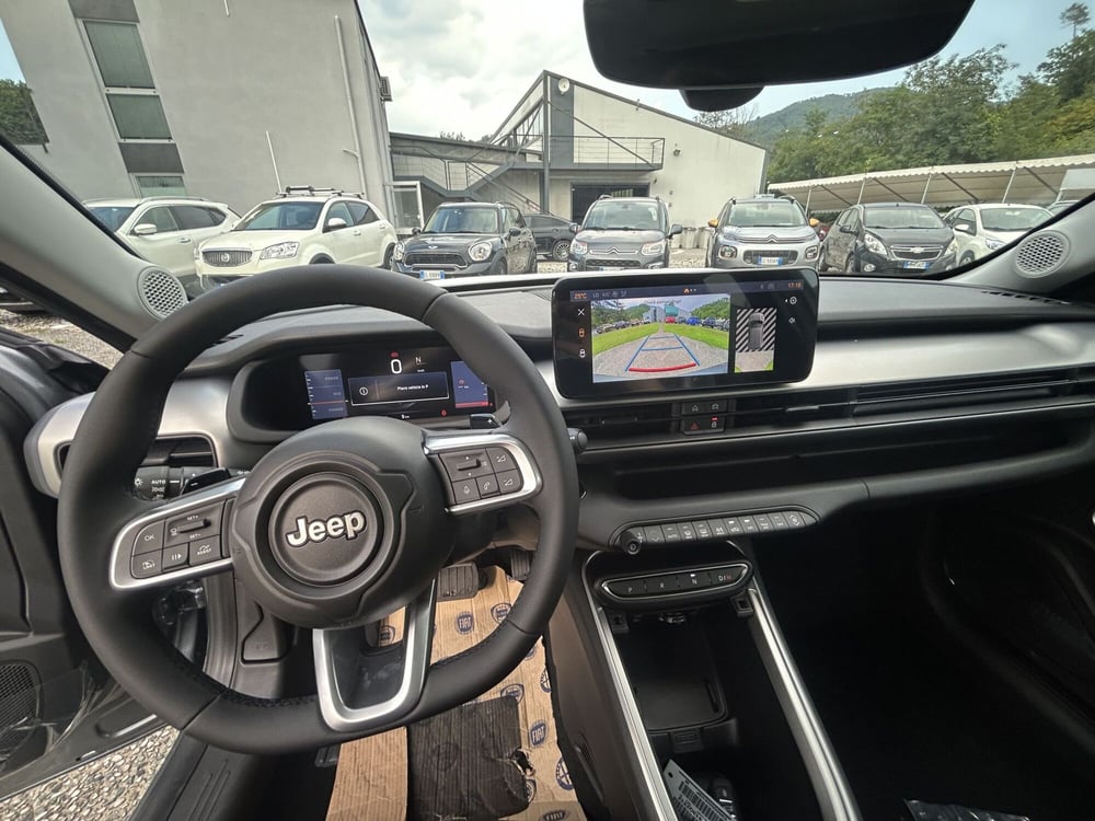 Jeep Avenger nuova a La Spezia (13)