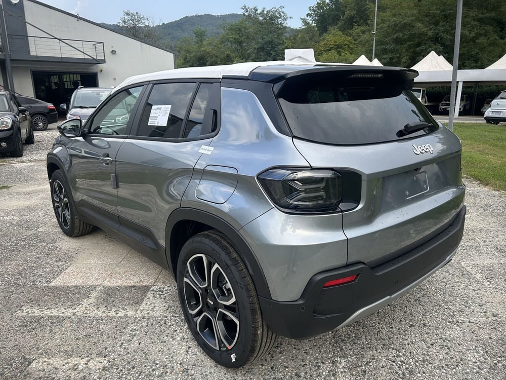 Jeep Avenger nuova a La Spezia (5)