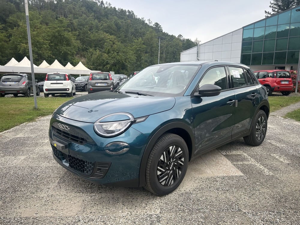 Fiat 600 nuova a La Spezia (3)