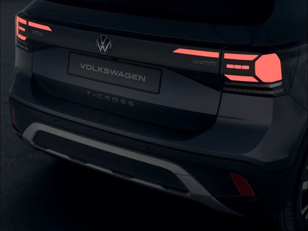Volkswagen T-Cross nuova a Livorno (5)