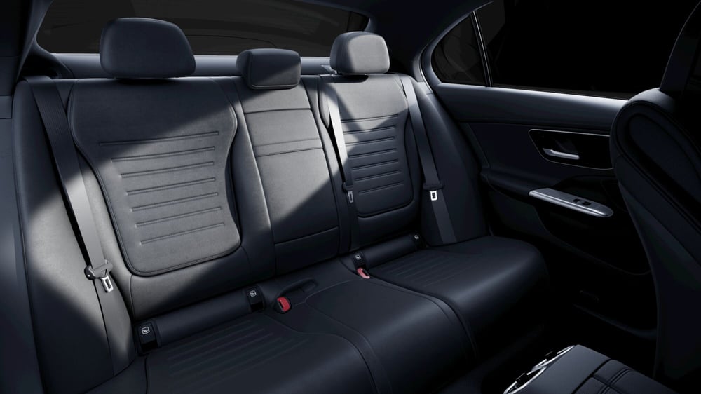 Mercedes-Benz Classe C nuova a Milano (5)