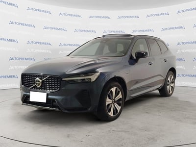 Volvo XC60 T6 Recharge AWD Plug-in Hybrid aut. Plus Dark del 2024 usata a Como