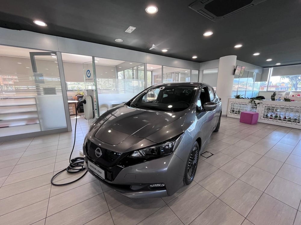 Nissan Leaf nuova a Frosinone