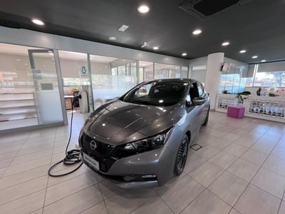 Nissan Leaf N-Connecta 40 kWh nuova a Frosinone