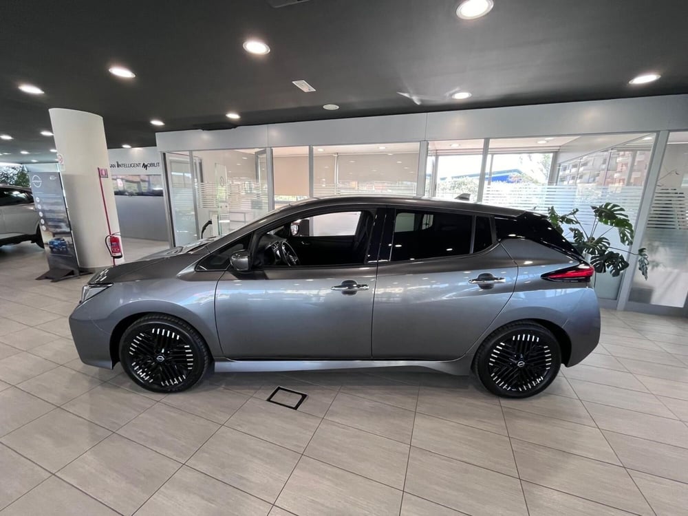 Nissan Leaf nuova a Frosinone (4)