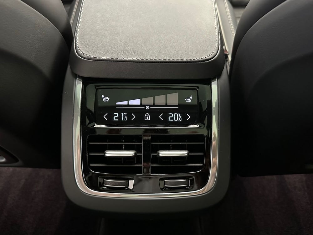 Volvo XC90 usata a Bergamo (10)