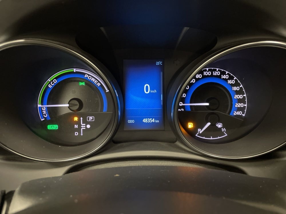 Toyota Auris Station Wagon usata a Varese (8)