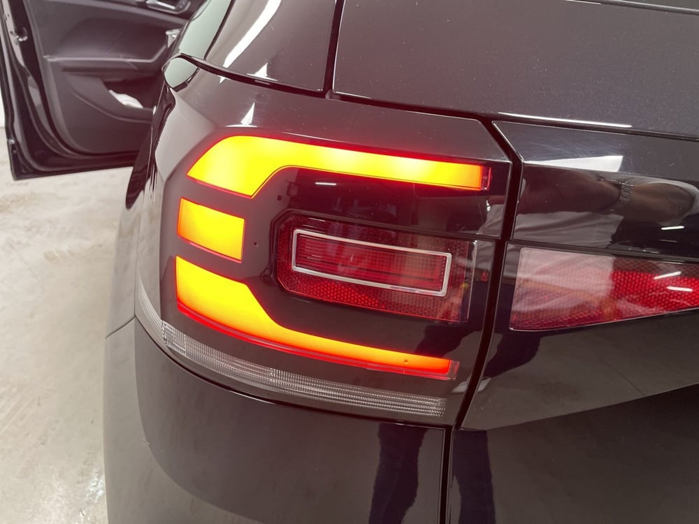 Volkswagen T-Cross usata a Varese (18)