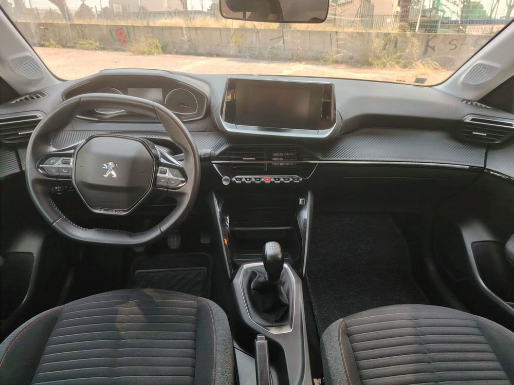 Peugeot 208 usata a Massa-Carrara (6)