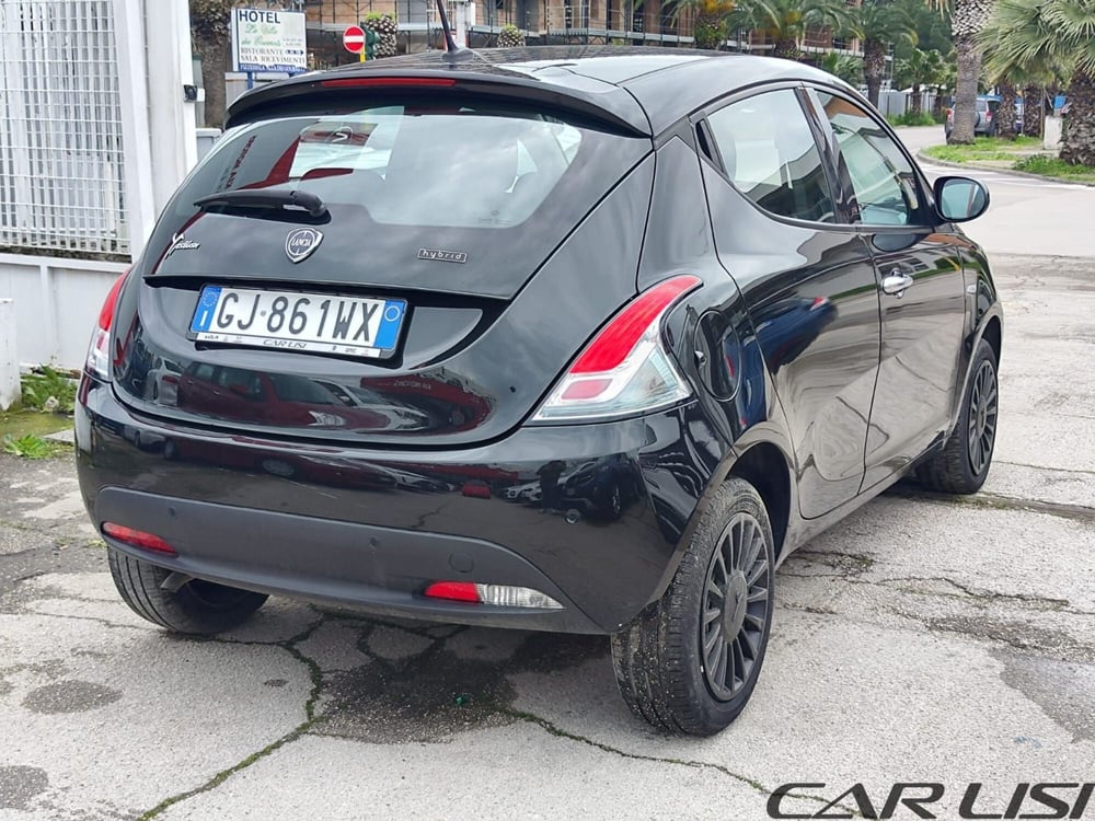 Lancia Ypsilon usata a Foggia (4)