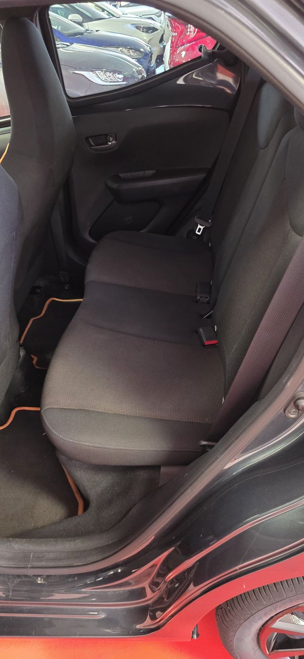 Toyota Aygo usata a Messina (8)