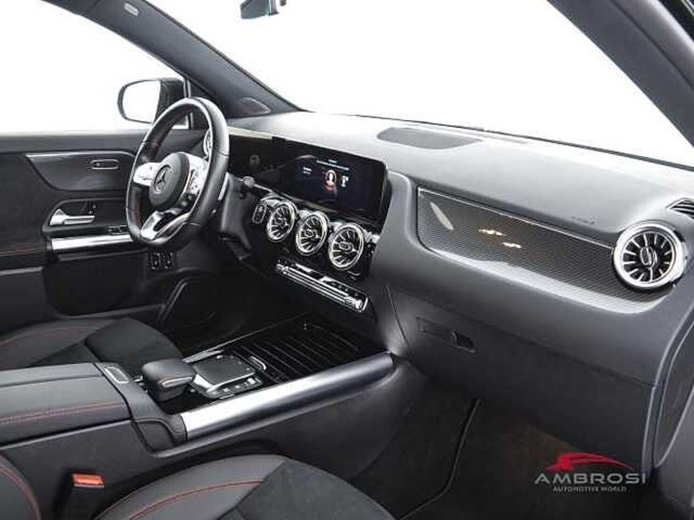 Mercedes-Benz GLA SUV usata a Perugia (12)