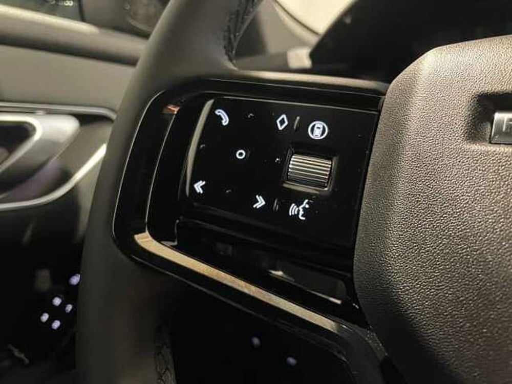 Land Rover Range Rover Velar nuova a Ravenna (20)