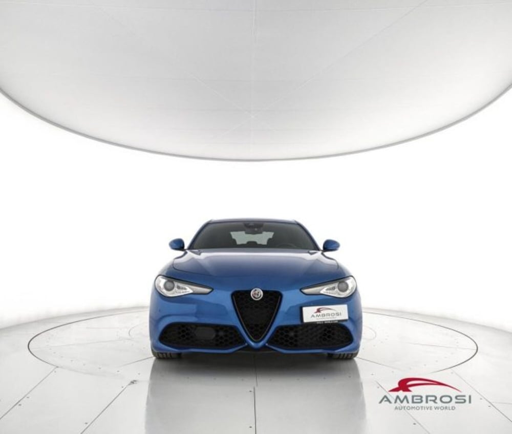 Alfa Romeo Giulia usata a Perugia (5)
