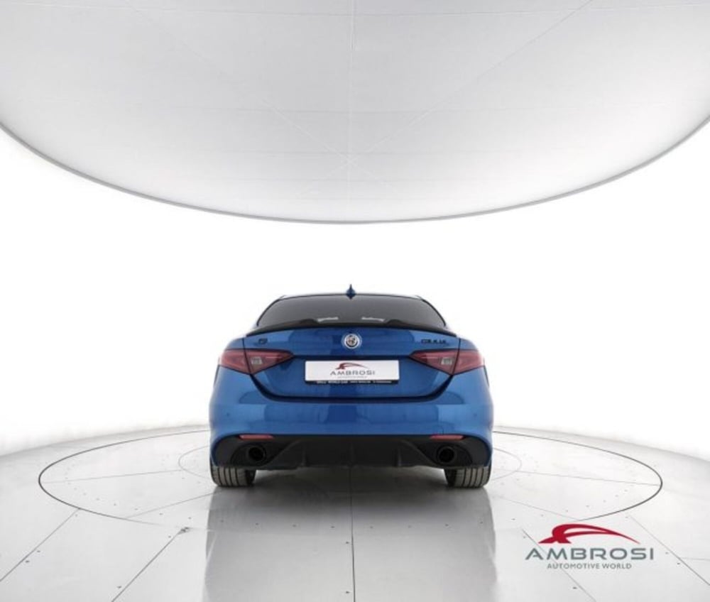Alfa Romeo Giulia usata a Perugia (6)