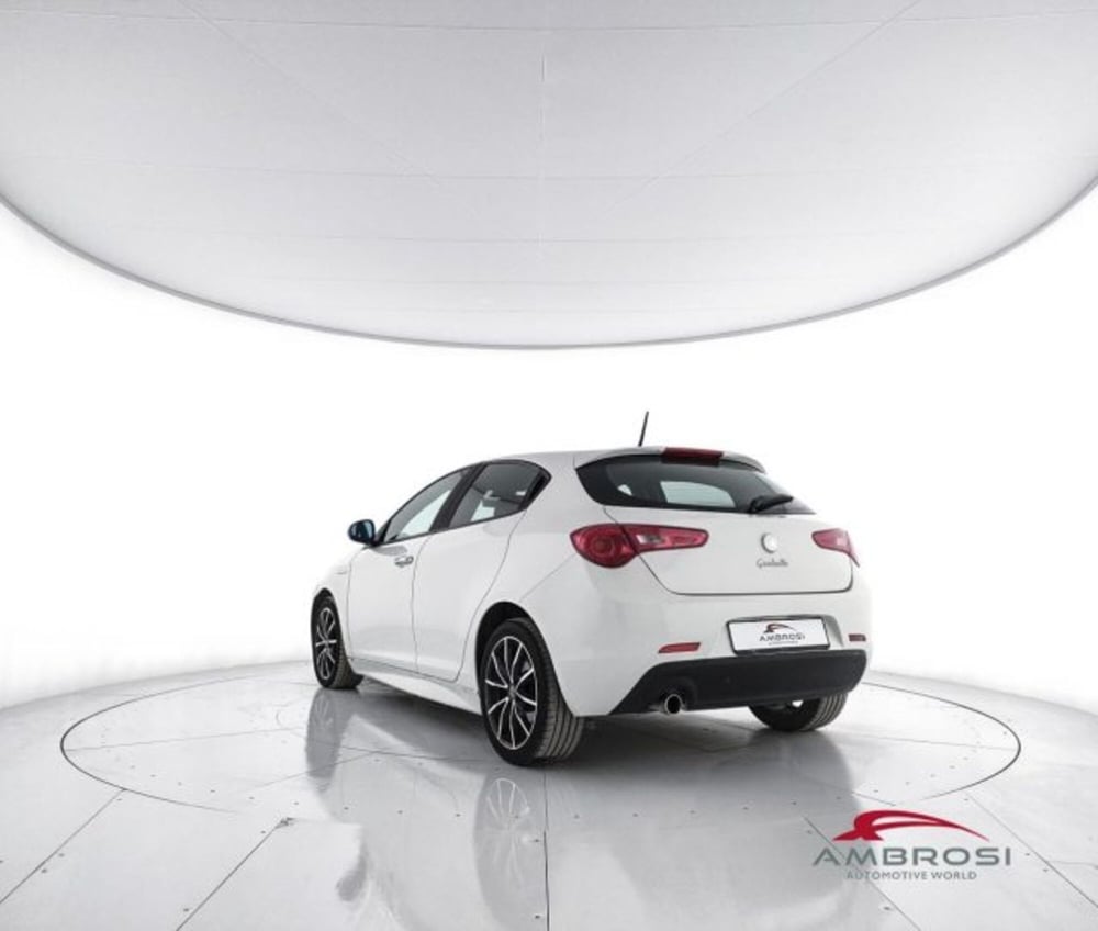 Alfa Romeo Giulietta usata a Perugia (4)