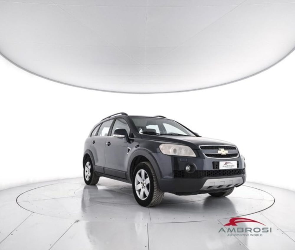 Chevrolet Captiva usata a Perugia (2)