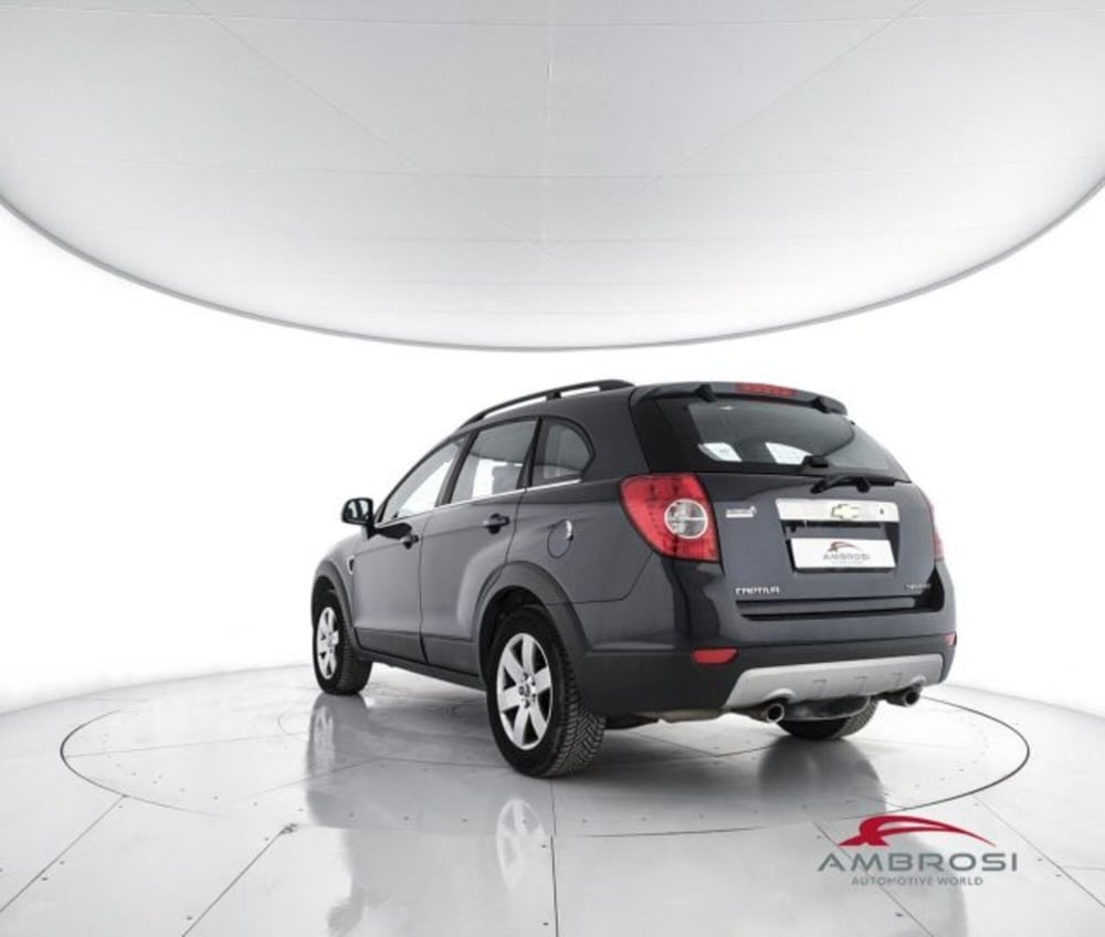 Chevrolet Captiva usata a Perugia (4)