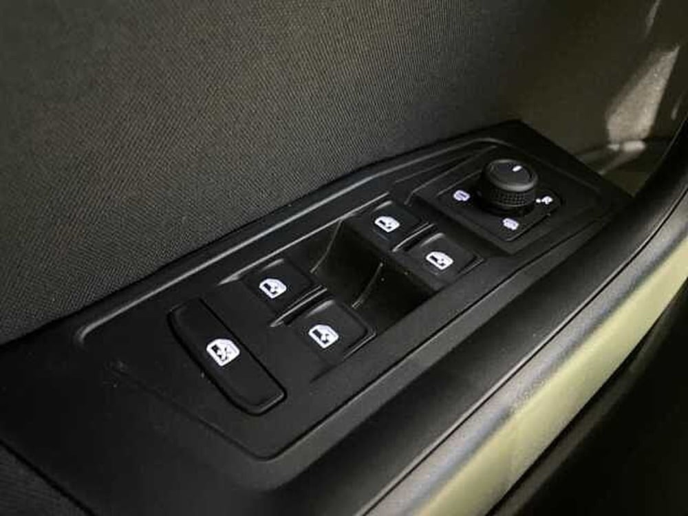 Volkswagen T-Roc usata a Ravenna (19)