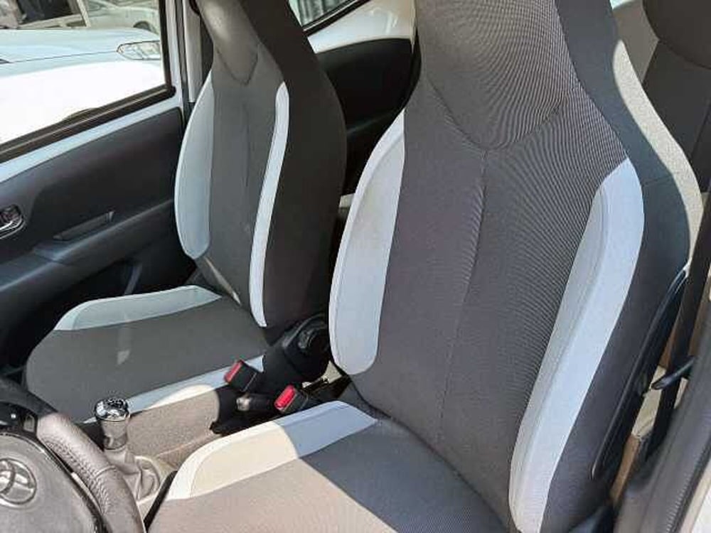Toyota Aygo usata a Brescia (11)